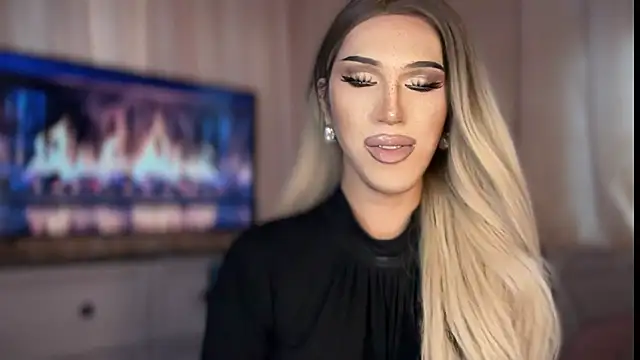 Ts glamxxxx online show from 04-06-26, 04:57