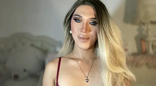Ts glamxxxx online show from 03-18-25, 05:12