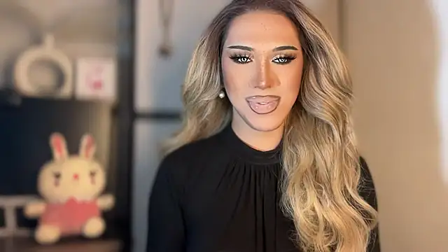 Ts glamxxxx online show from 11-20-25, 12:11