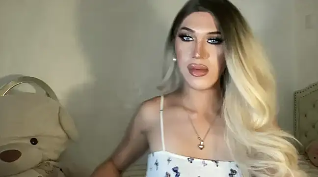 Ts glamxxxx online show from 02-22-25, 06:50