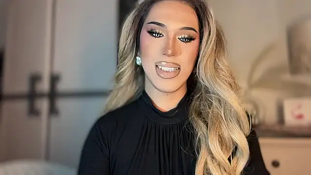 Ts glamxxxx online show from 12-04-25, 01:26