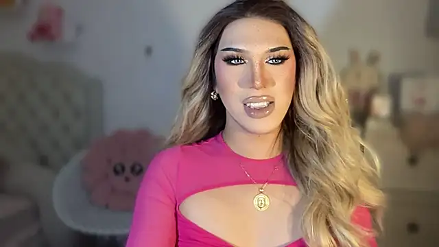 Ts glamxxxx online show from 10-05-25, 12:23