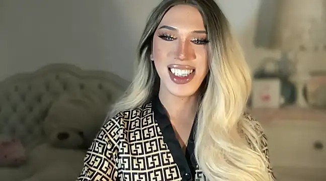 Ts glamxxxx online show from 03-02-25, 03:41