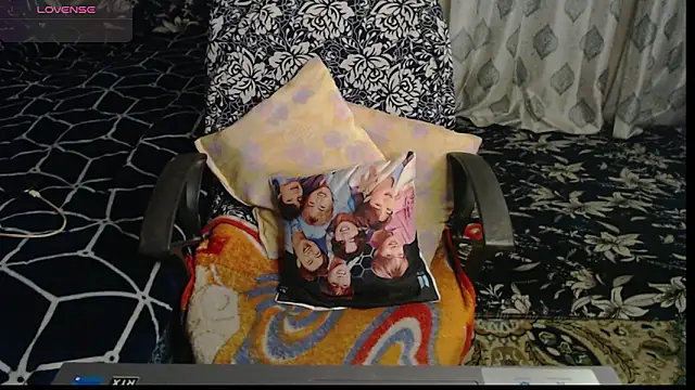 Snapshot of sexyrihana1 chatting on 03-06-25, 07:58 sexyrihana1 online show from 03-06-25, 07:58