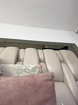 ALISSON FOXXX1 online show from 02-10-26, 10:53