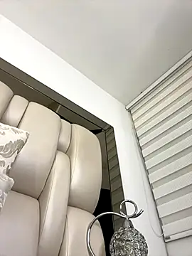 ALISSON FOXXX1 online show from 11-11-25, 11:31