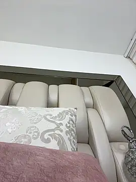 ALISSON FOXXX1 online show from 02-03-26, 10:59