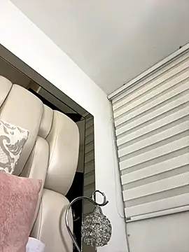 ALISSON FOXXX1 online show from 11-14-25, 11:08