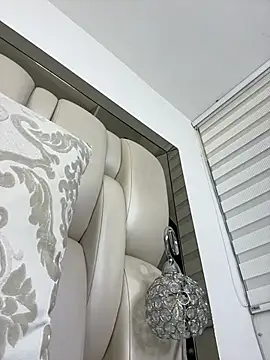 ALISSON FOXXX1 online show from 02-04-26, 10:49