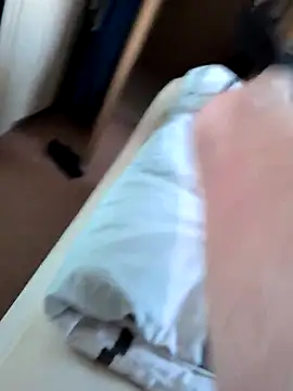 rengyxh online show from 12-18-25, 02:21