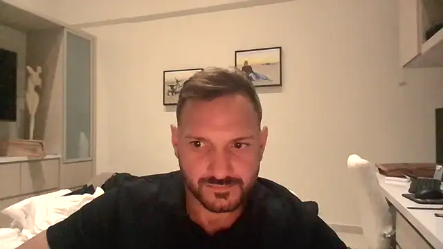 Snapshot of JonJ0 chatting on 06-17-26, 01:49 JonJ0 online show from 06-17-26, 01:49