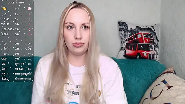 Snapshot of Monika_bae chatting on 09-25-25, 11:49 Monika bae online show from 09-25-25, 11:49