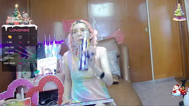 Snapshot of Skinygirl chatting on 02-21-25, 02:06 Skinygirl online show from 02-21-25, 02:06