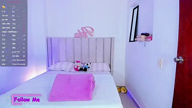 Snapshot of sheirysex_ chatting on 09-22-25, 02:06 sheirysex  online show from 09-22-25, 02:06