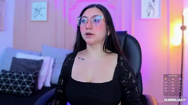 lucy neil online show from 03-06-26, 02:39