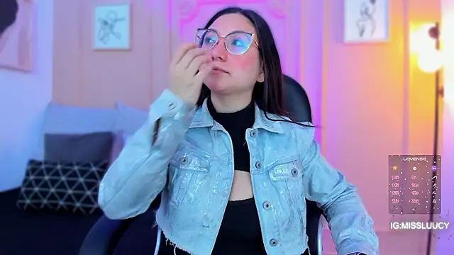 lucy neil online show from 03-12-26, 02:39