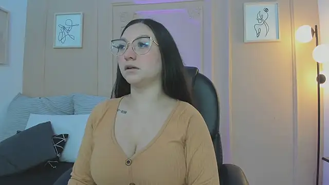 lucy neil online show from 04-02-26, 02:30