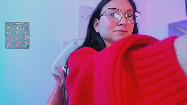 Snapshot of lucy_neil chatting on 12-16-25, 02:38 lucy neil online show from 12-16-25, 02:38