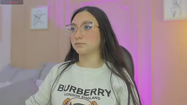 Snapshot of lucy_neil chatting on 02-08-26, 02:31 lucy neil online show from 02-08-26, 02:31