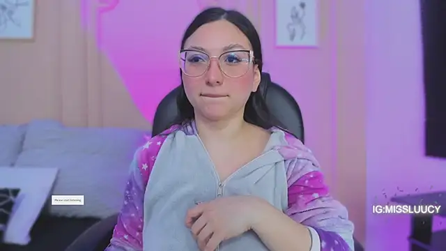 lucy neil online show from 04-09-26, 02:35