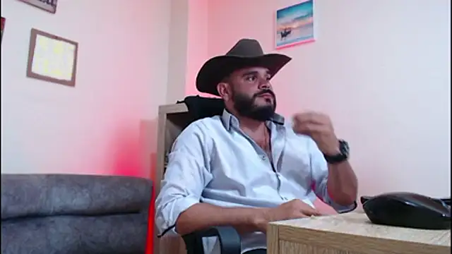 Snapshot of cowboyht chatting on 05-05-26, 08:39 cowboyht online show from 05-05-26, 08:39