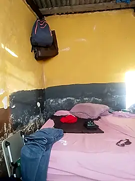 LULE37587001 online show from 11-26-25, 03:50