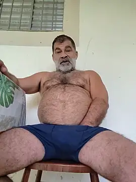 Peludo173317 online show from 06-02-26, 06:41