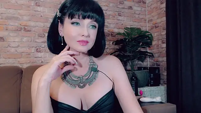  Alexis Bloom  online show from 11-16-25, 01:16