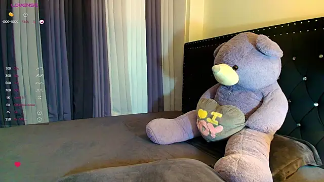 FuckDollNicky online show from 05-31-26, 10:32