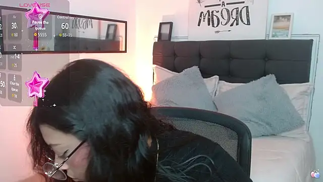 Snapshot of vaness_weet chatting on 10-11-25, 07:37 vaness weet online show from 10-11-25, 07:37
