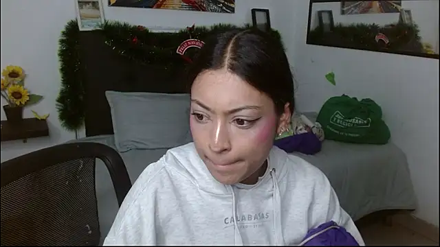 vaness weet online show from 01-13-26, 08:35