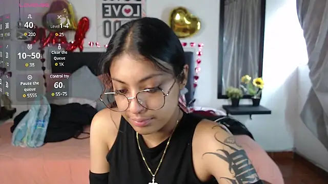 Snapshot of vaness_weet chatting on 02-18-25, 07:30 vaness weet online show from 02-18-25, 07:30