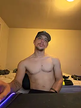 Snapshot of trippyski chatting on 11-02-25, 06:18 trippyski online show from 11-02-25, 06:18