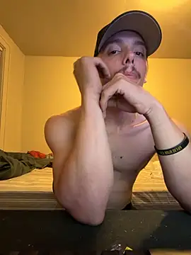 Snapshot of trippyski chatting on 10-19-25, 06:27 trippyski online show from 10-19-25, 06:27