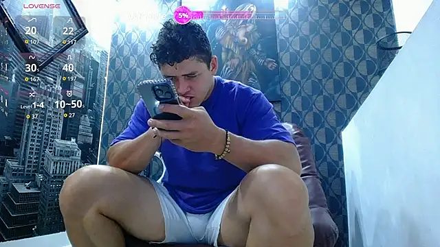 Leonsmoron online show from 03-25-26, 10:41