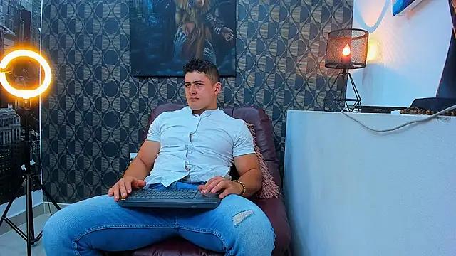 Leonsmoron online show from 01-09-26, 11:22