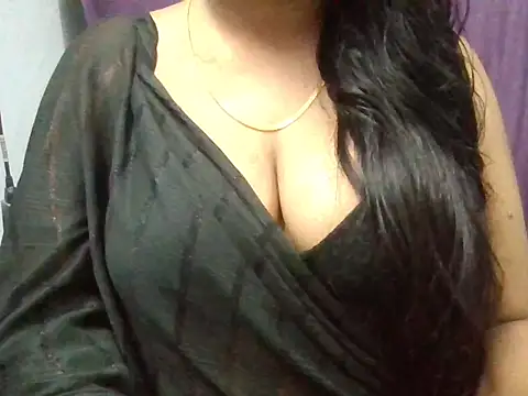 Snapshot of Roopshikha39 chatting on 10-11-25, 06:31 Roopshikha39 online show from 10-11-25, 06:31