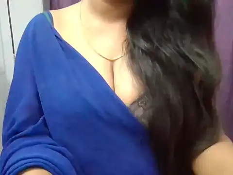 Roopshikha39 online show from 11-18-25, 06:33