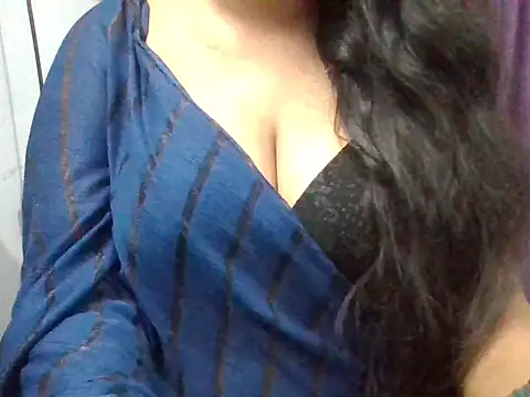 Snapshot of Roopshikha39 chatting on 10-05-25, 06:31 Roopshikha39 online show from 10-05-25, 06:31