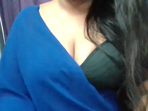 Snapshot of Roopshikha39 chatting on 06-07-26, 06:35 Roopshikha39 online show from 06-07-26, 06:35