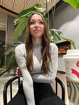 barbiehumpxxx online show from 11-18-25, 07:28