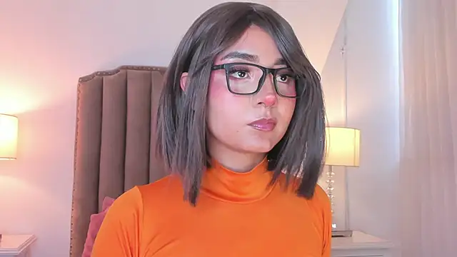 Emma Torres   online show from 01-18-26, 12:08