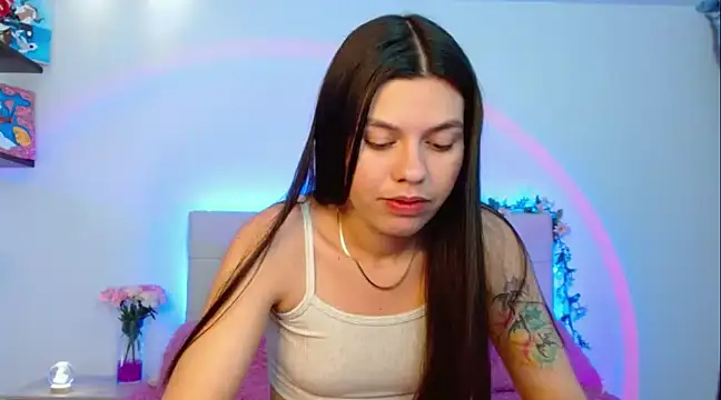 Layla Rachel online show from 01-25-25, 01:32