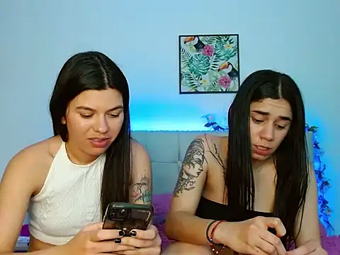 Layla Rachel online show from 01-21-25, 04:32
