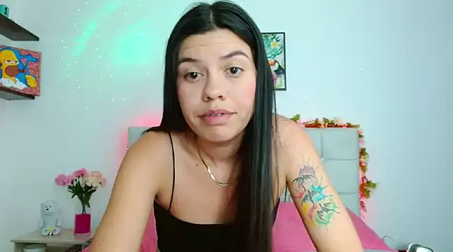 Layla Rachel online show from 12-11-24, 02:09
