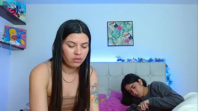 Layla Rachel online show from 01-18-25, 04:59