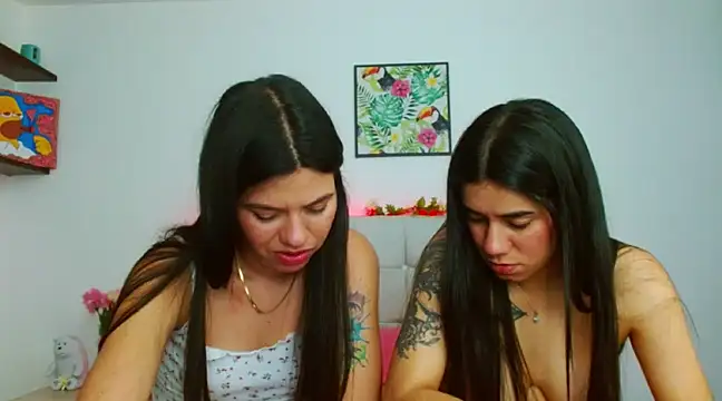Layla Rachel online show from 12-24-24, 09:55