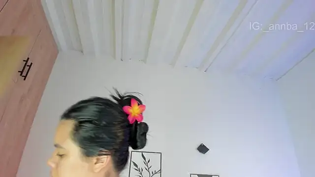 annie barozzi online show from 04-09-26, 12:11