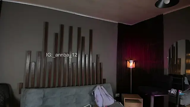 Snapshot of annie_barozzi chatting on 01-19-26, 12:53 annie barozzi online show from 01-19-26, 12:53