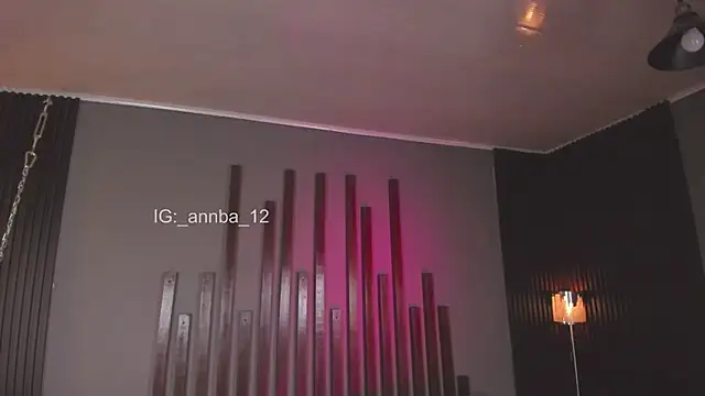 annie barozzi online show from 09-25-25, 02:12